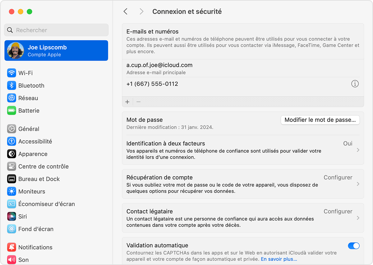 Dans les réglages du compte Apple sur Mac, recherchez les adresses e-mail et les numéros de téléphone que vous pouvez utiliser pour vous connecter à votre compte Apple.