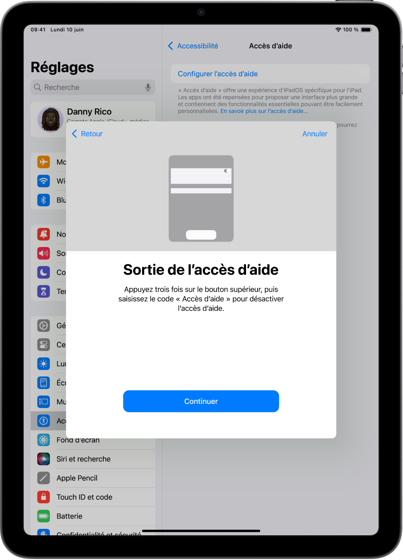 Un iPad avec un Ă©cran expliquant comment quitter AccĂšs dâaide.