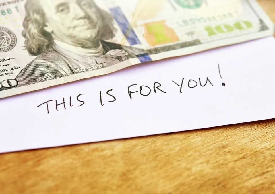 5 ChatGPT Prompts To Launch Your $10,000/month Business In 30 Days